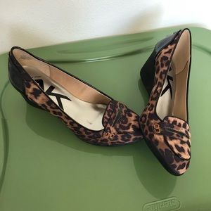 Anne Klein animal print shoes